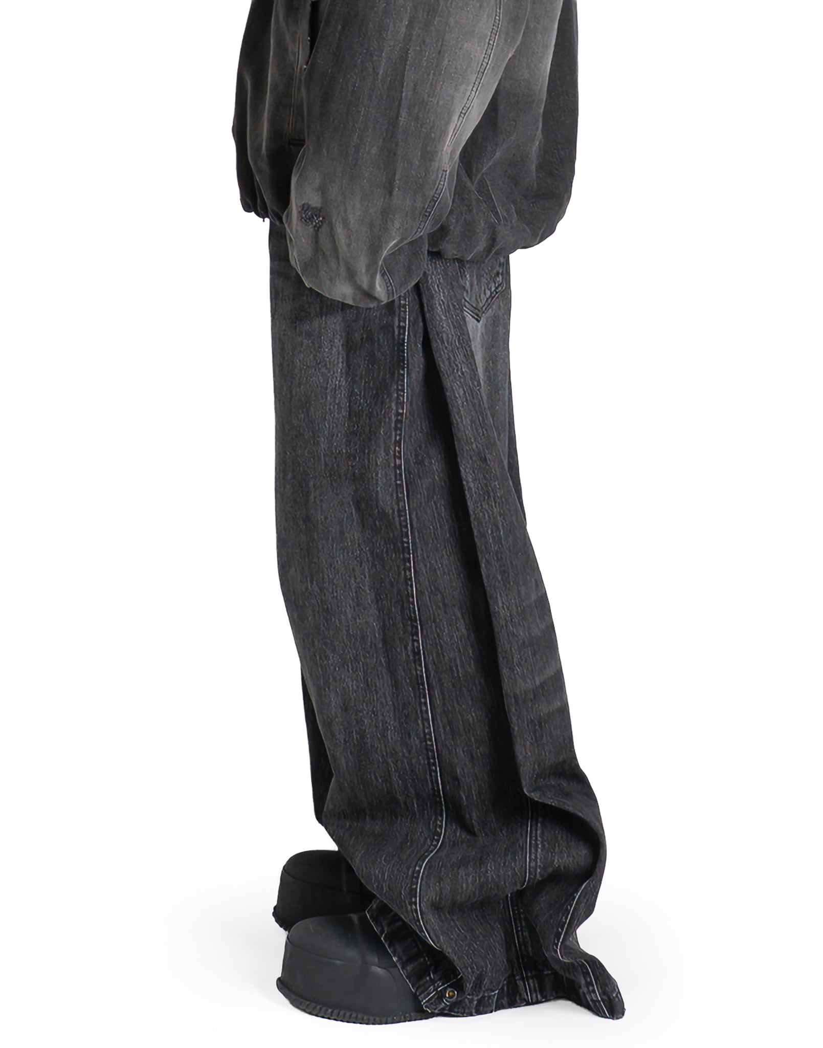 Juun.J - WIDE FLAP DENIM PANTS - 082plus