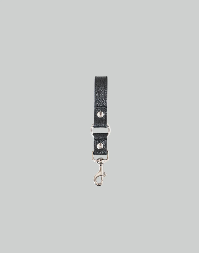 032C - LEATHER KEYCHAIN - 082plus