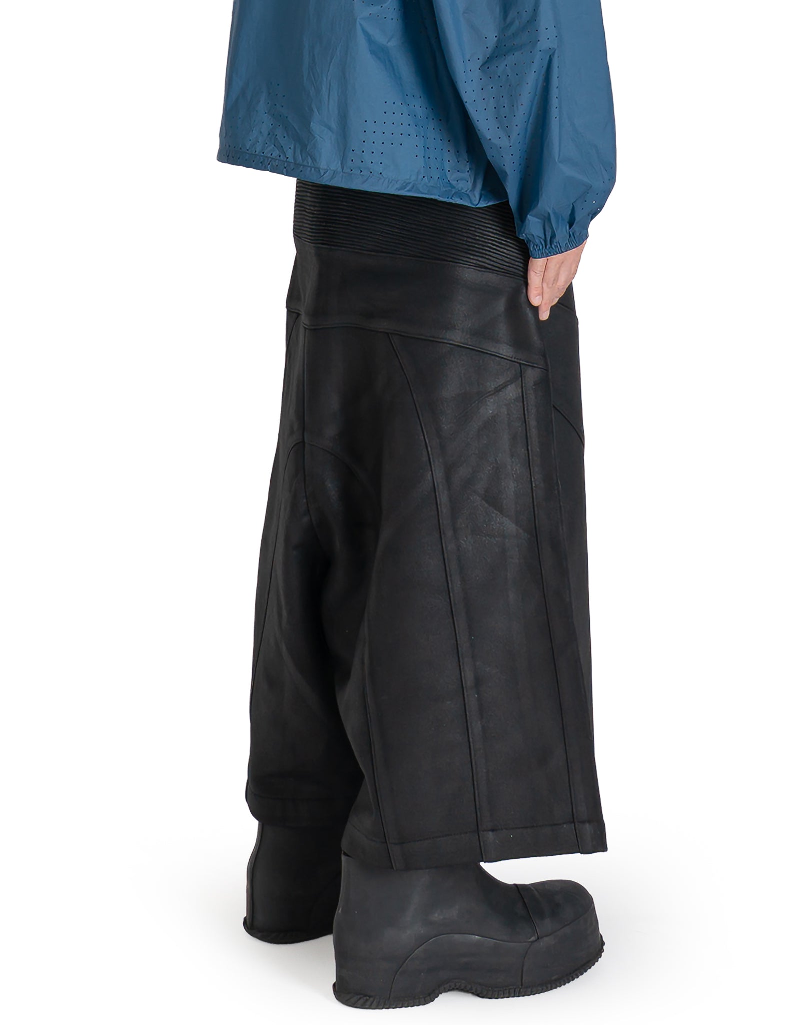 MOTO COATED SWEAT SHORTS