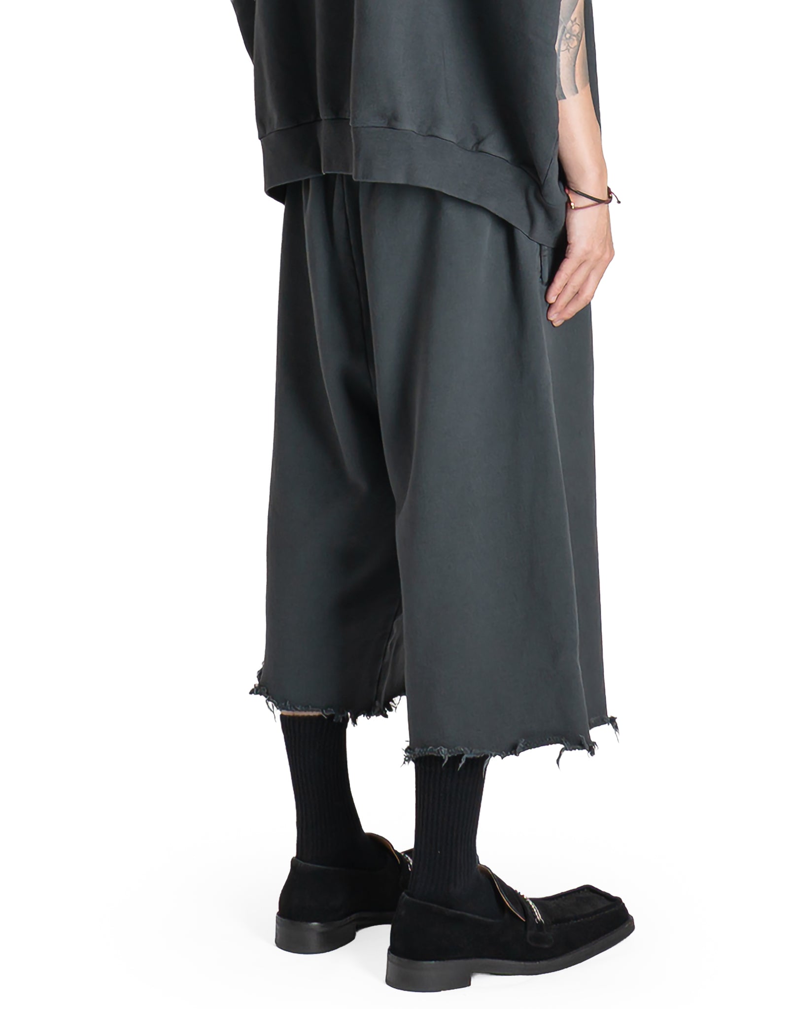 Willy Chavarria - OS CHAVARRIA COMMUNITY CENTER DISTRESSED SHORT - 082plus
