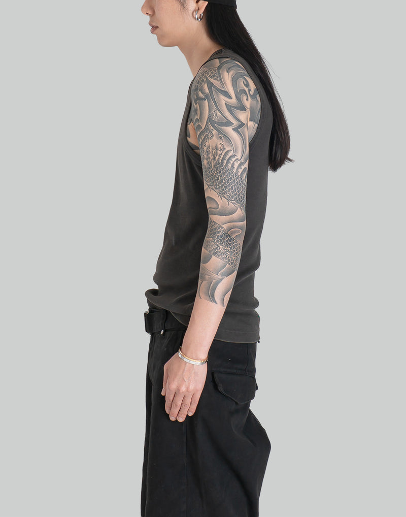 entire studios - RIB TANK - 082plus