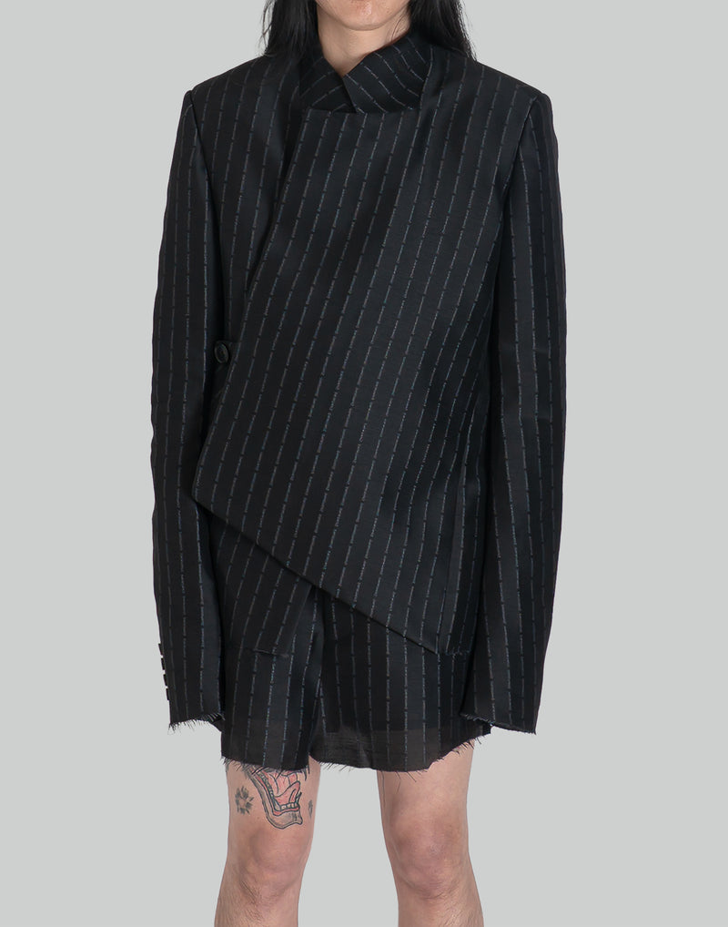 DIAGONAL CLOSURE BLAZER