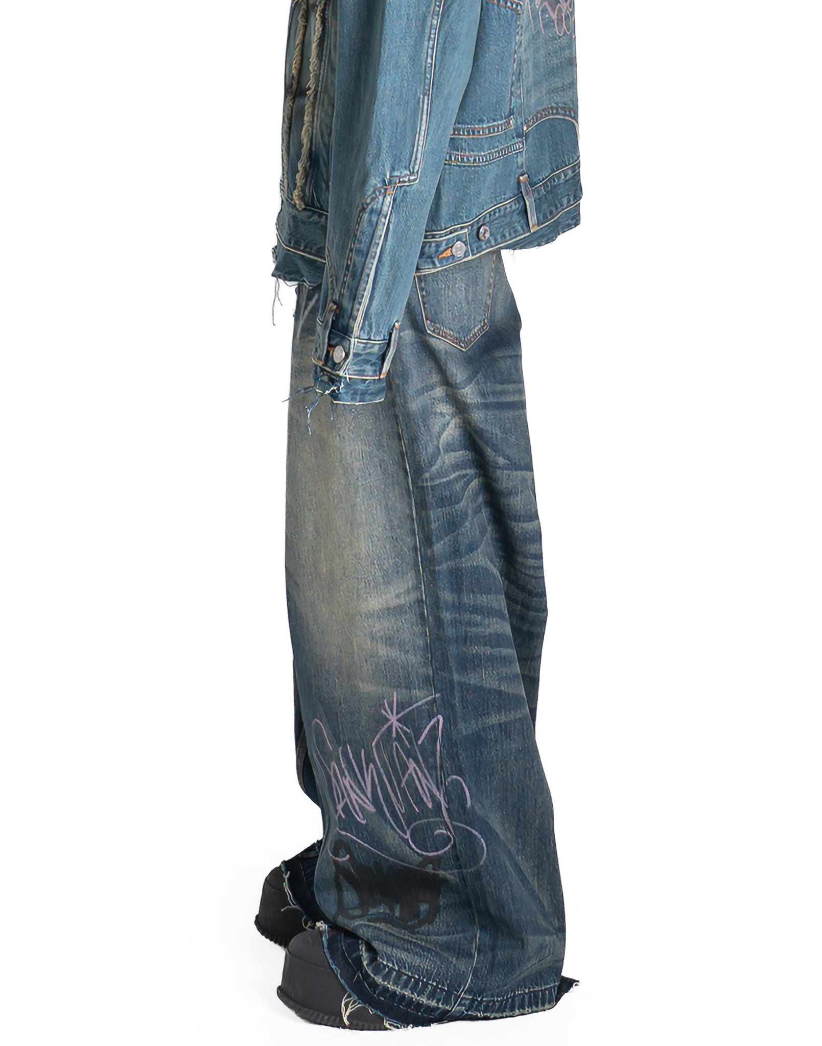 SANKUANZ - WASHED GRAFFITI PRINT LOOSE-FIT DENIM PANTS - 082plus