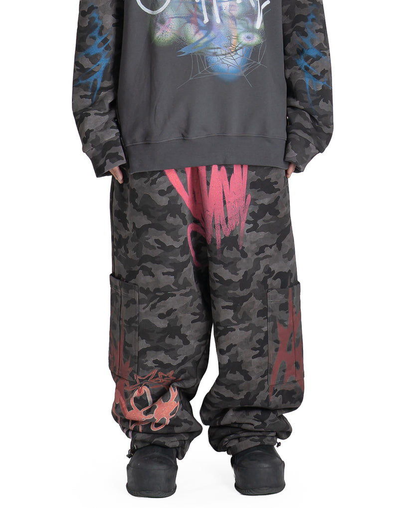 SANKUANZ - CAMO GRAFFITI COLOR-BLOCK PRINT SWEATPANTS - 082plus