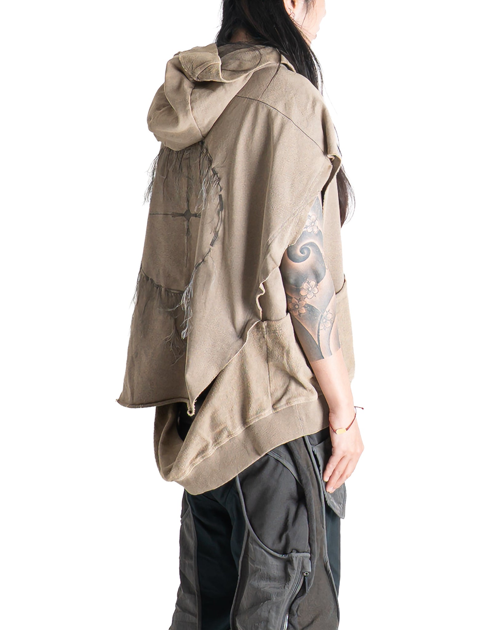 HAMCUS - UBC / Stellar-Ring Embroidery Hooded Tank - 082plus