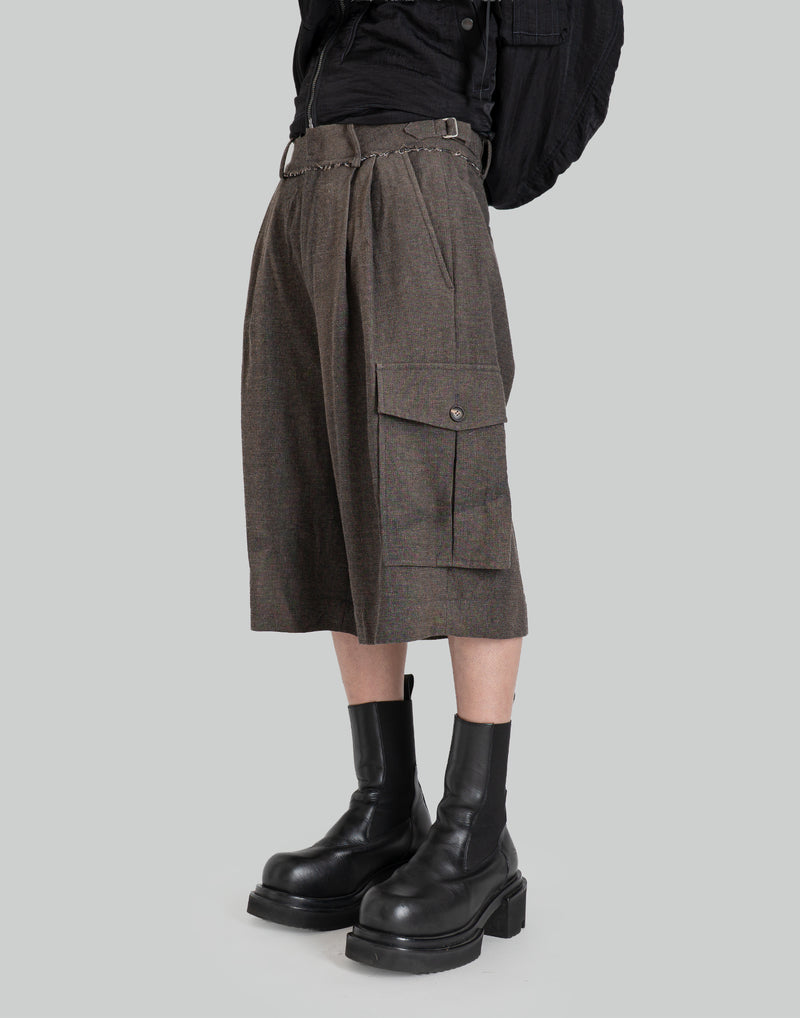 JiyongKim - SUN-BLEACHED MULTI POCKET HALF TROUSERS - 082plus