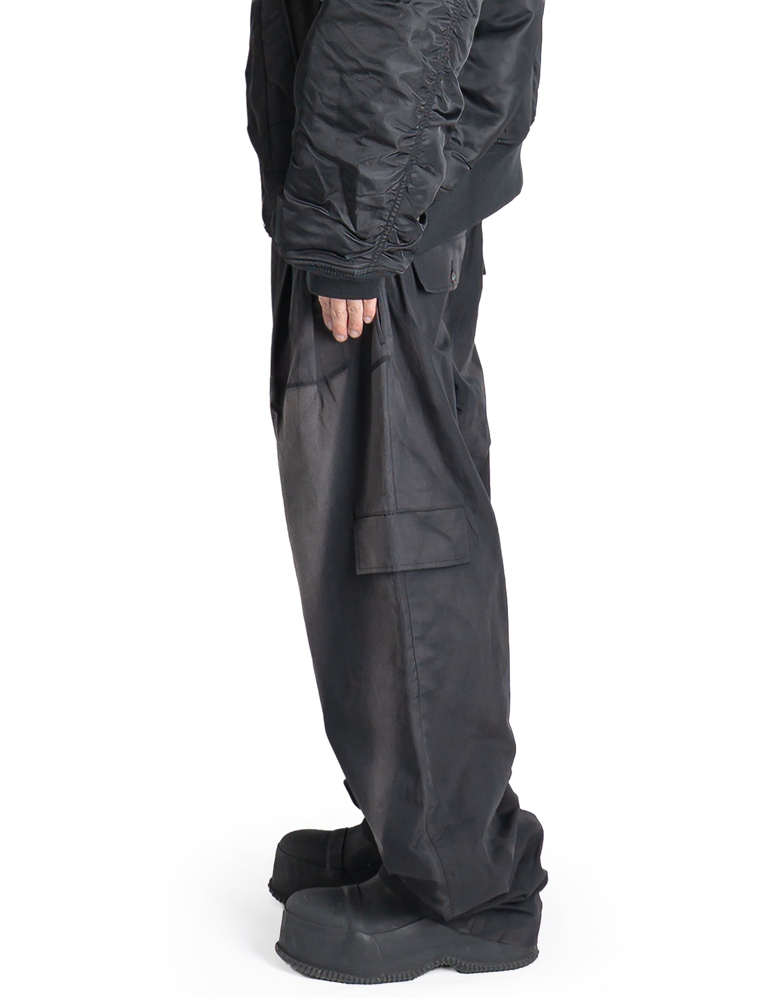 JiyongKim - SUN-BLEACHED PLEATED TROUSERS - 082plus