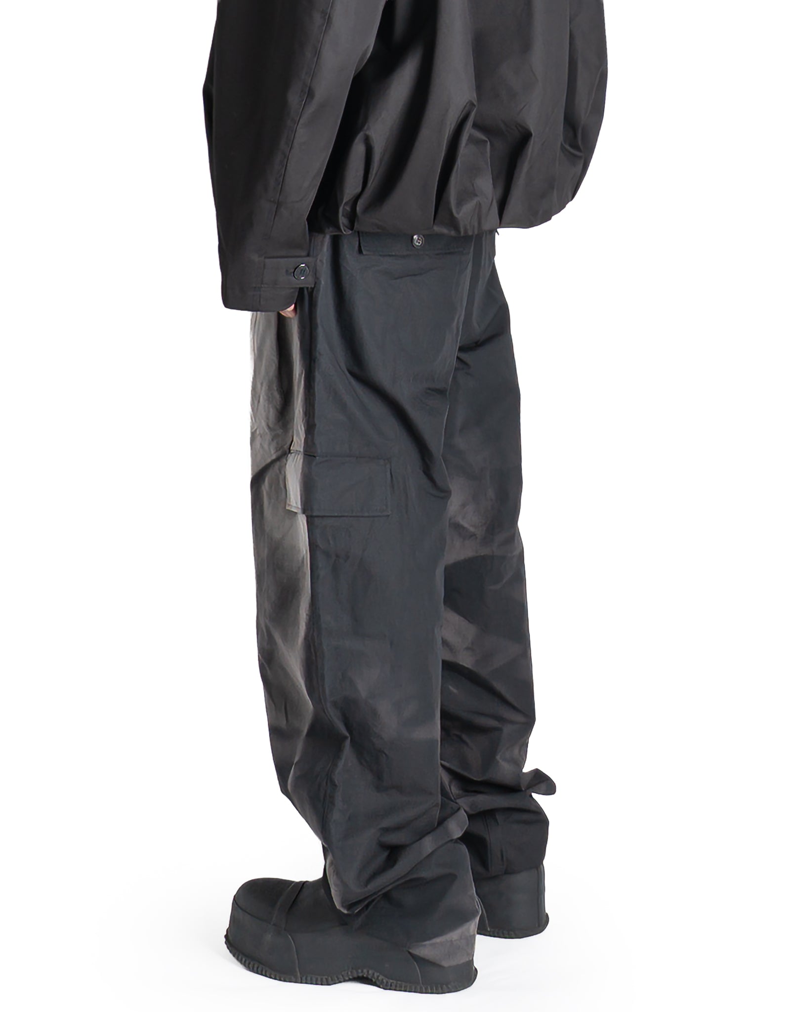 JiyongKim - SUN-BLEACHED PLEATED TROUSERS - 082plus