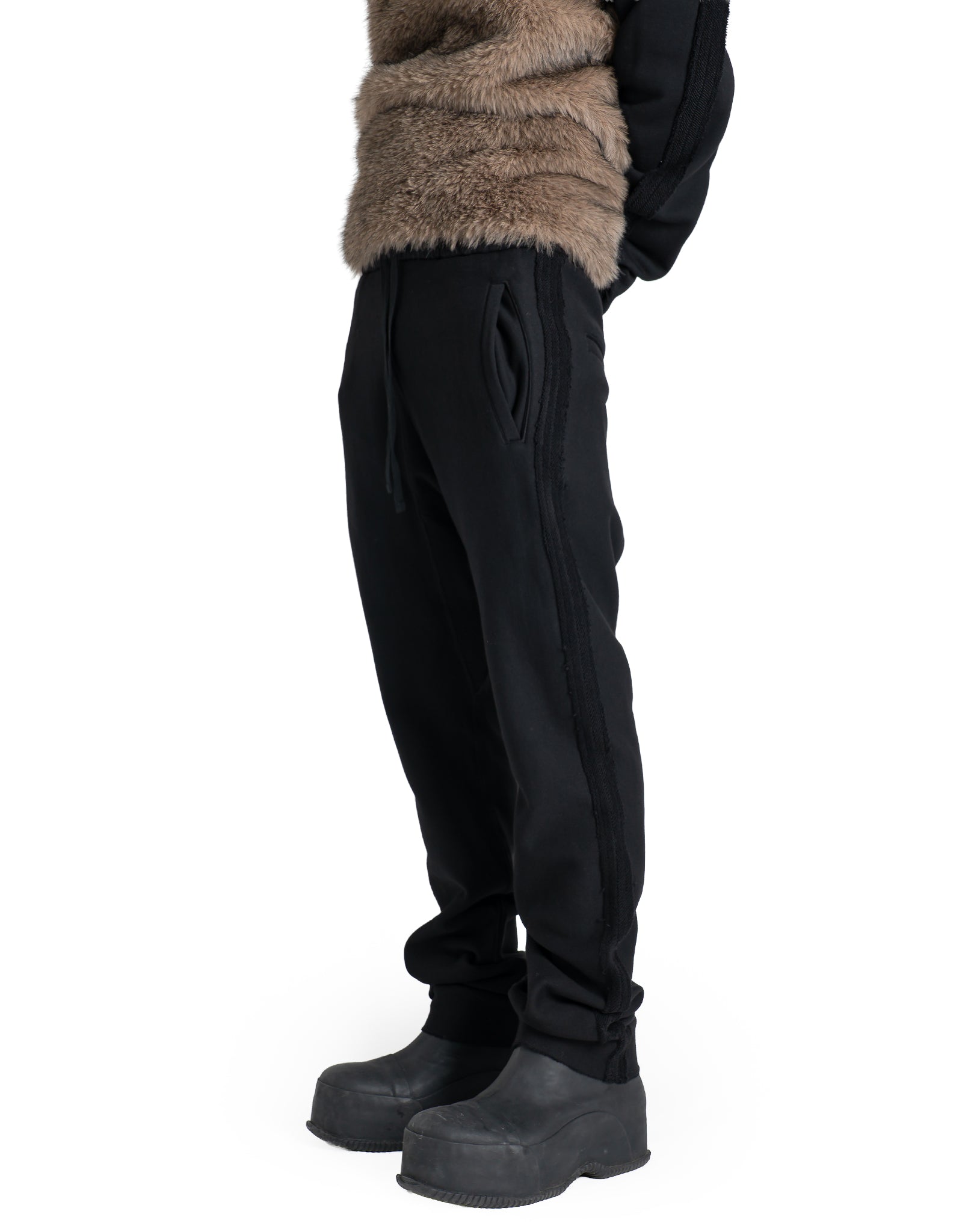SWEAT INSIDE OUT PANTS
