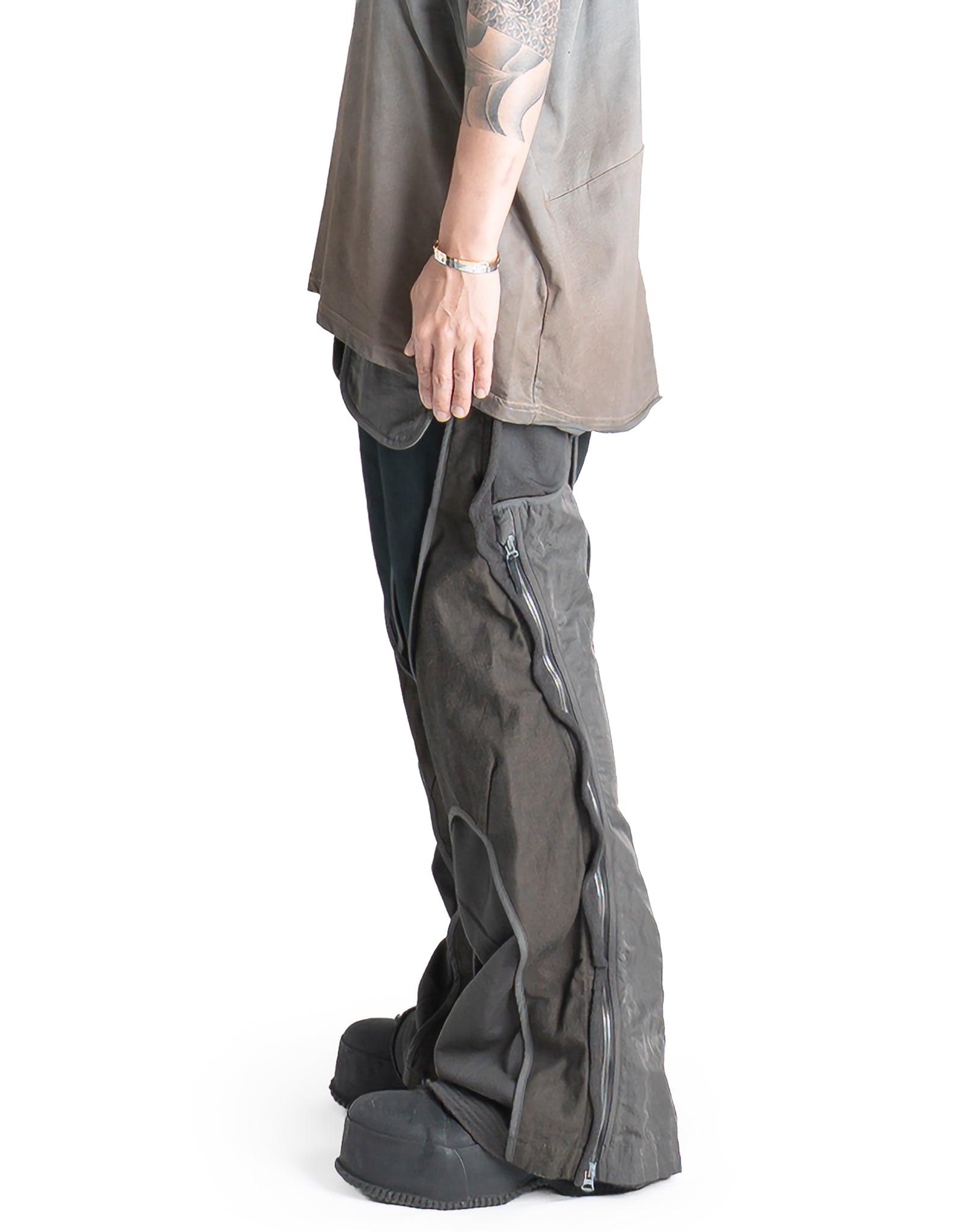 HAMCUS - LP-EHF / Exo-Frame Expand Flare Pants - 082plus