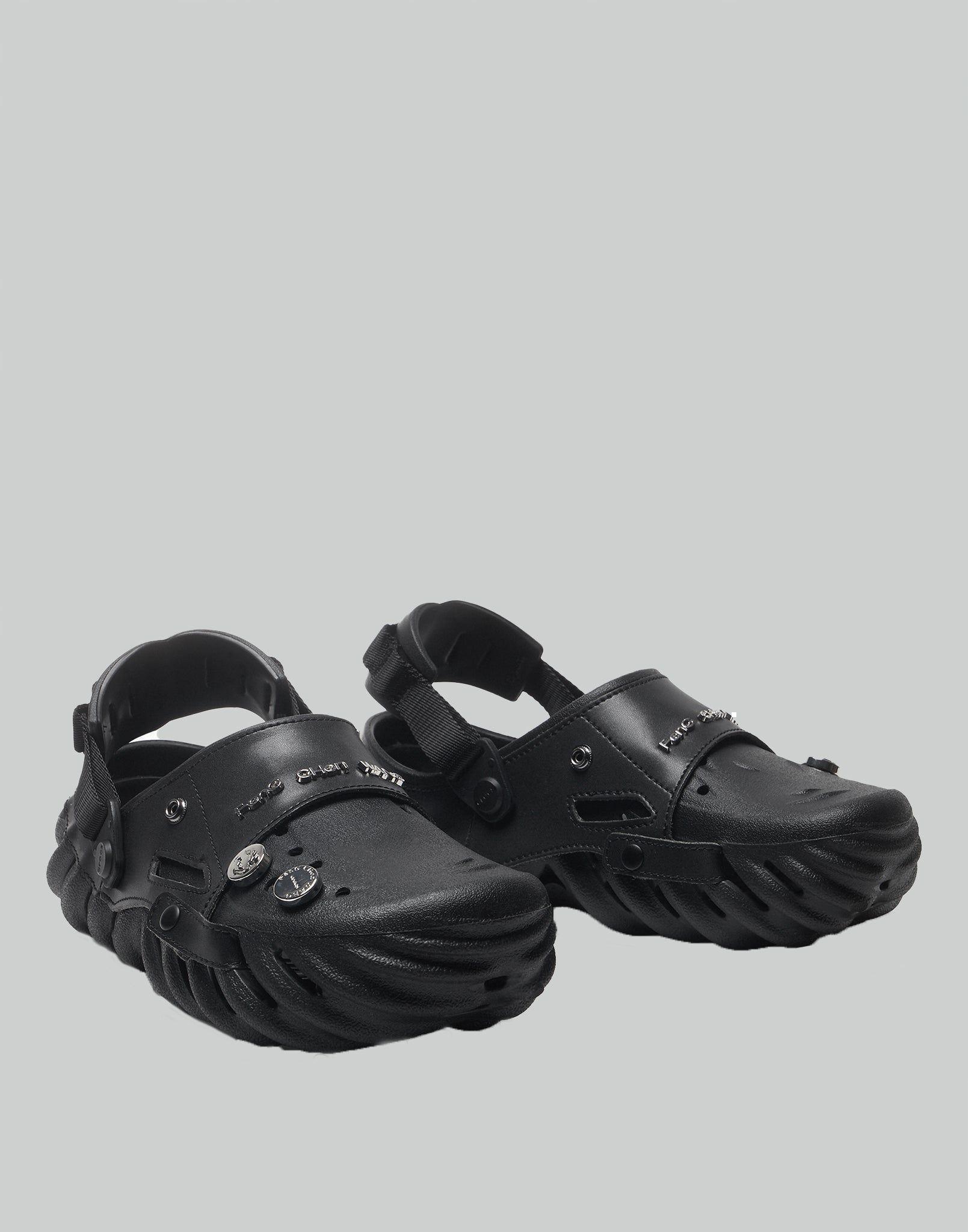 FENG CHEN WANG - x Crocs 2-in-1 Echo Clog - 082plus