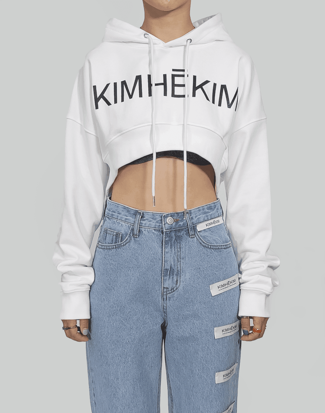 KIMHEKIM LOGO CROPPED HOODIE – 082plus