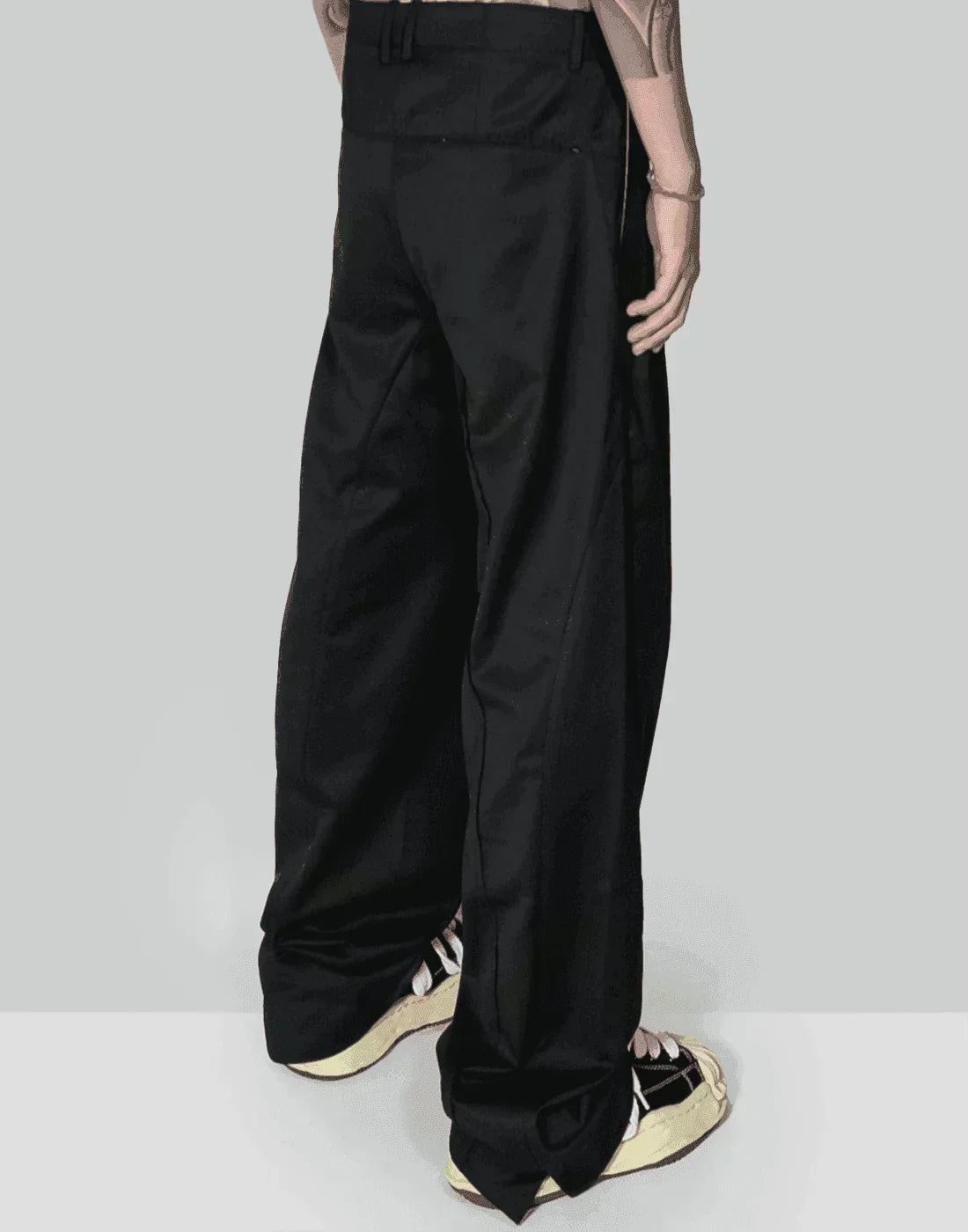 E Pants