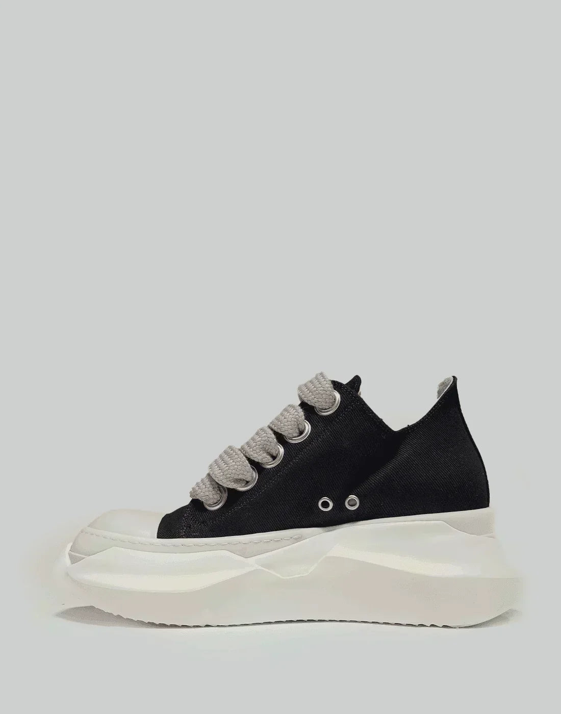 ABSTRACT LOW SNEAK